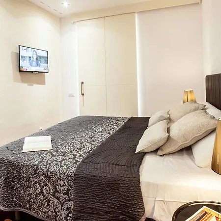Aspasios Paseo De Gracia Apartmán *